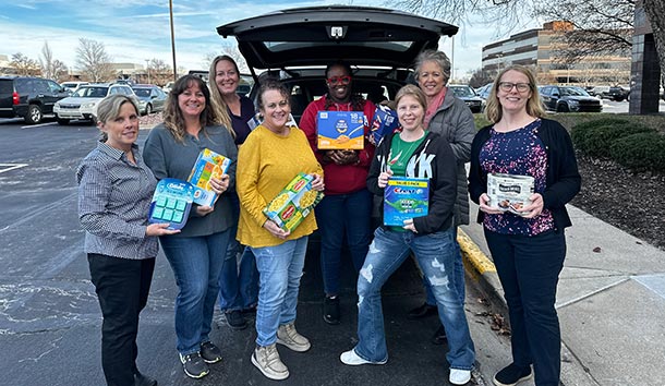 USBA employees volunteering at VCP and Harvesters